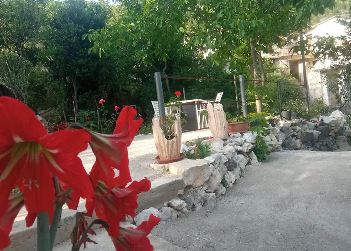 Biokovo Smaller Object 22 M2 Daire *