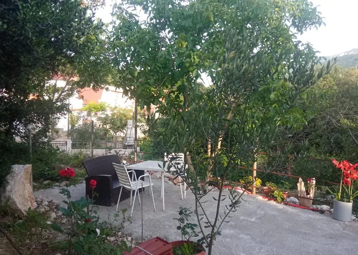 Biokovo Smaller Object 22 M2 * Makarska