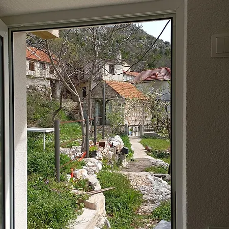 Biokovo Smaller Object 22 M2 * Makarska